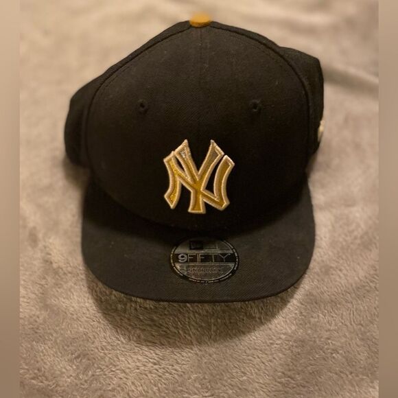 New York Yankees Basic 59FIFTY Fitted hat - Picture 2 of 9